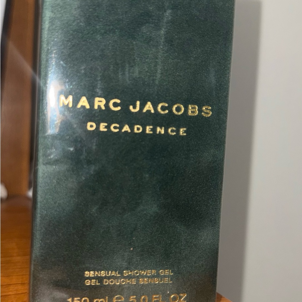 Marc Jacobs Decadence Shower Gel - Dark Green and Gold